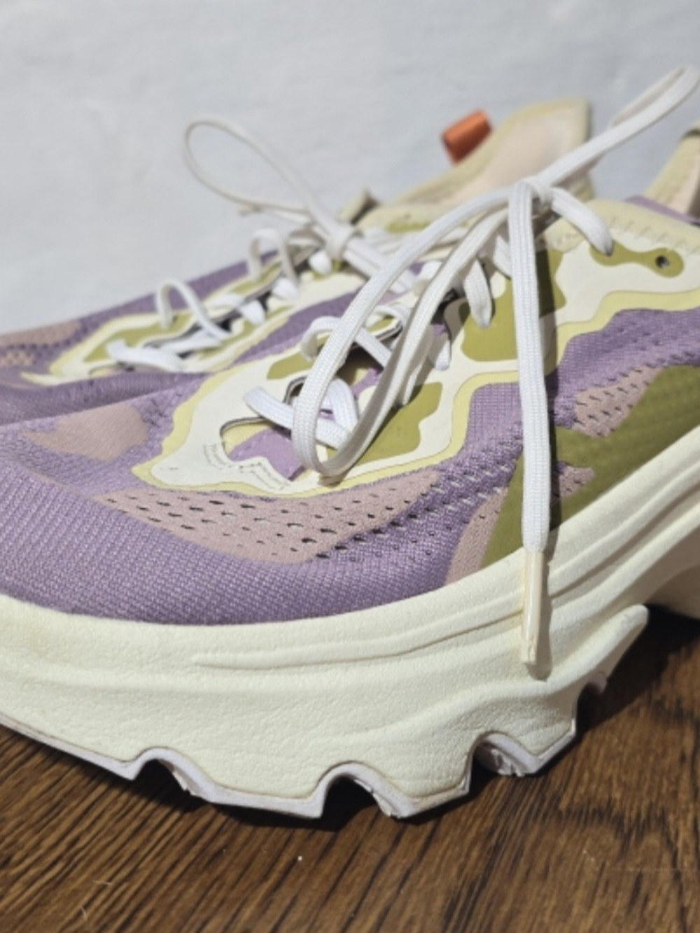 SOREL Kinetic Impact II Wonder Lace Sneakers Purple Yellow Wmns Size 8 - Picture 4 of 6